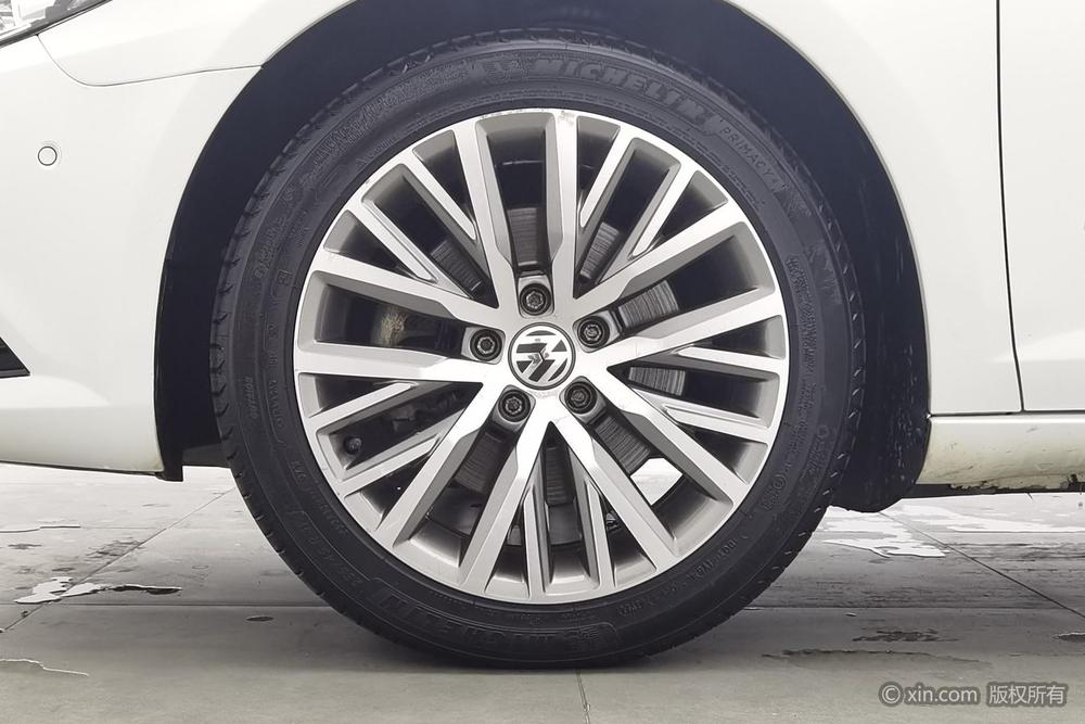 Volkswagen CC 2016 1.8TSI Luxury – фото 9