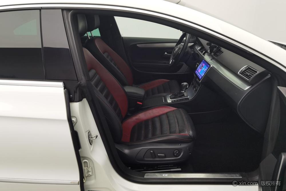 Volkswagen CC 2016 1.8TSI Luxury – фото 24