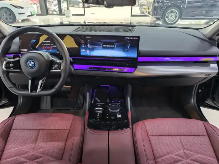 BMW i5 2024 Model eDrive35L Exclusive Model M Sports Set – фото 8