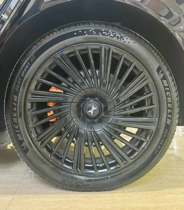 XPeng G9 2026 Model 725 Max – фото 8