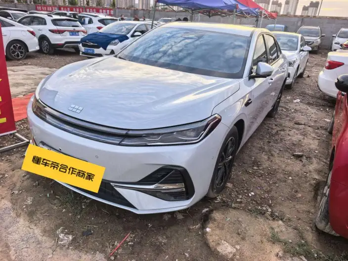 Geely Galaxy A7 EM 2025 Model 70km Voyage Edition