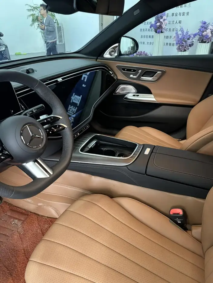 Mercedes-Benz E-Class 2026 Model E 300 L Luxury Model sedan – фото 3