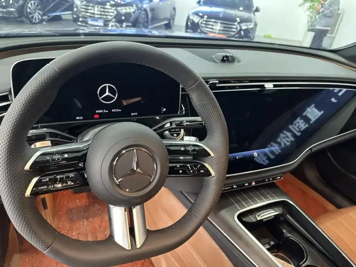 Mercedes-Benz E-Class 2026 Model E 300 L Luxury Model sedan – фото 9