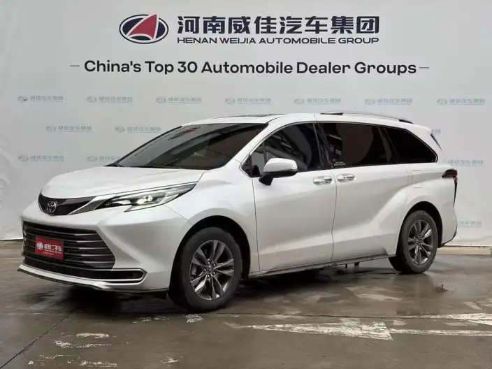Toyota Sienna 2026 Model Hybrid 2.5L Comfort Edition – фото 1