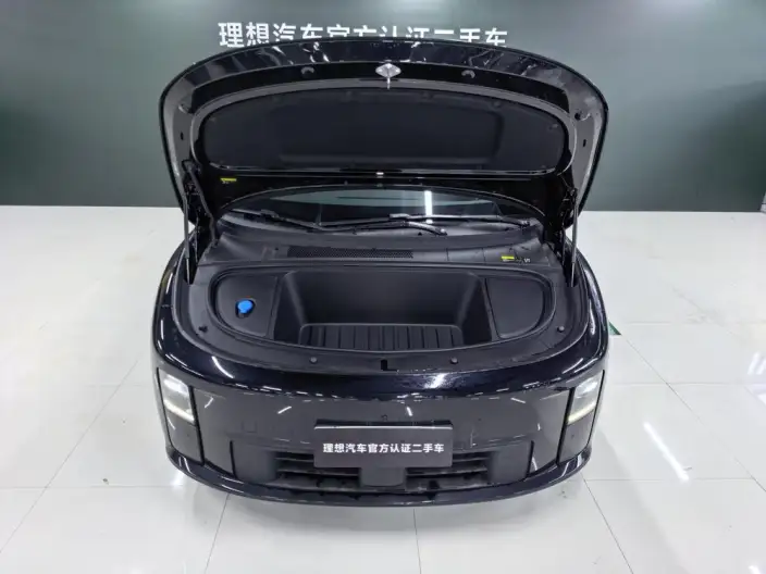 Li Auto i6 2025 Model 2WD Standard Edition – фото 5