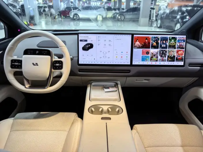 Li Auto i6 2025 Model 2WD Standard Edition – фото 7