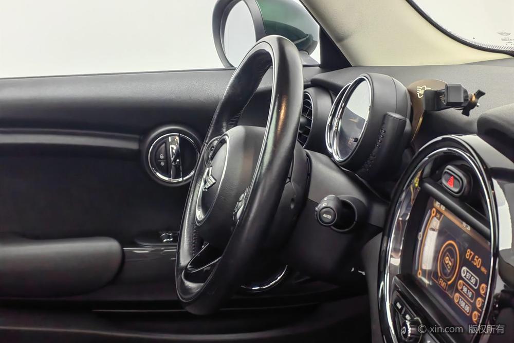 MINI 2016 1.2T ONE Pioneer – фото 8