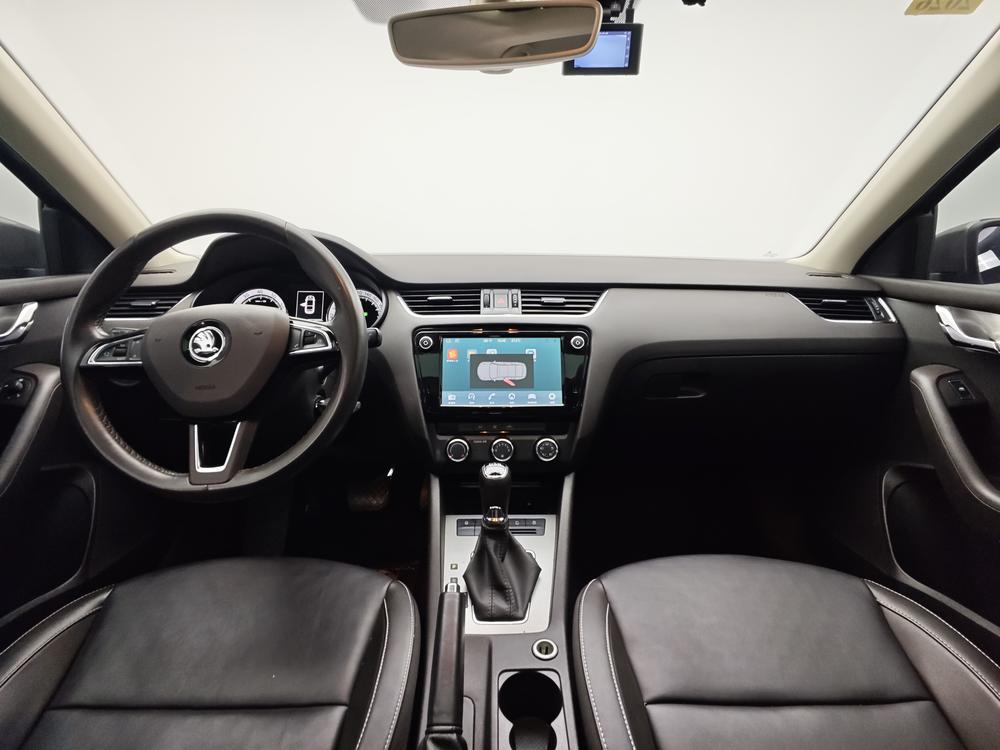 Skoda Octavia 2018 TSI230 DSG Luxury – фото 14