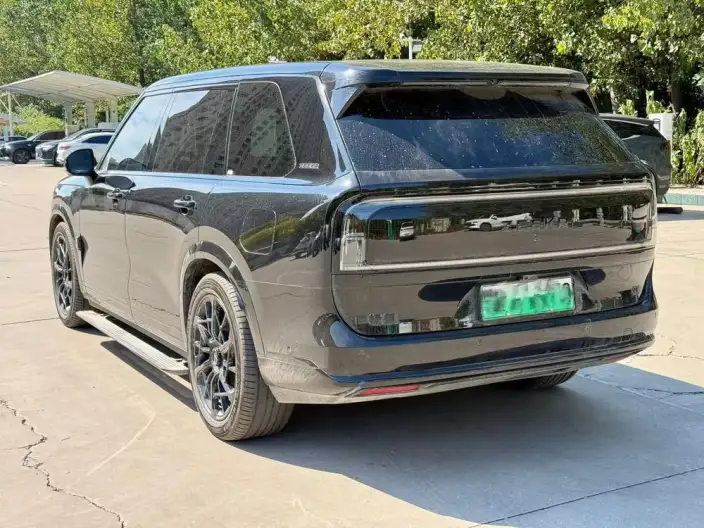 ZEEKR 9X 2025 Model Obsidian Black Edition 70kWh VI seat