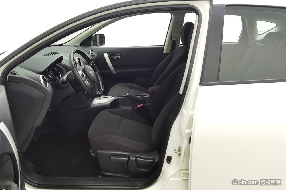 Nissan Qashqai 2012 2.0XL Fire CVT FWD – фото 17