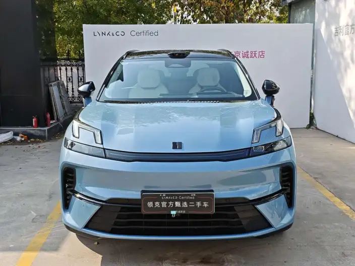 Lynk & Co 08 EM-P 2026 Model 210 4WD Performance Ultra H7