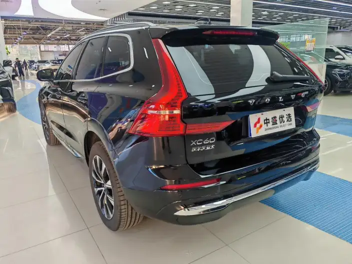 Volvo XC60 2025 Model B5 4WD Smart Range Deluxe Edition