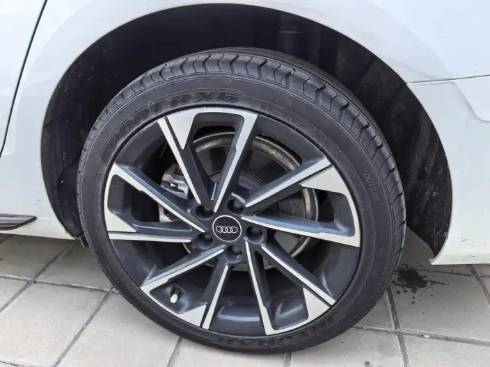 Audi A4 L 2023 Model 40 TFSI Luxury Dynamic Model Starry Night Edition