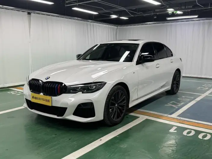 BMW 3 Series 2022 Model 330i M Sports Night Set – фото 1