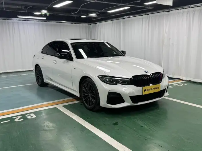 BMW 3 Series 2022 Model 330i M Sports Night Set – фото 3