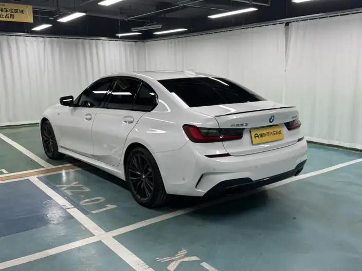 BMW 3 Series 2022 Model 330i M Sports Night Set – фото 5