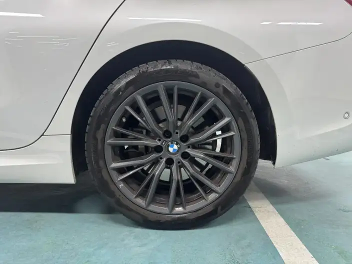 BMW 3 Series 2022 Model 330i M Sports Night Set – фото 9