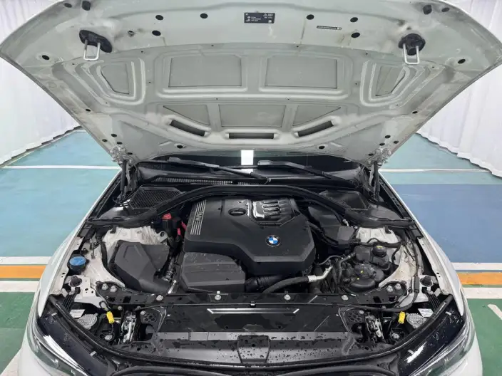 BMW 3 Series 2022 Model 330i M Sports Night Set – фото 10