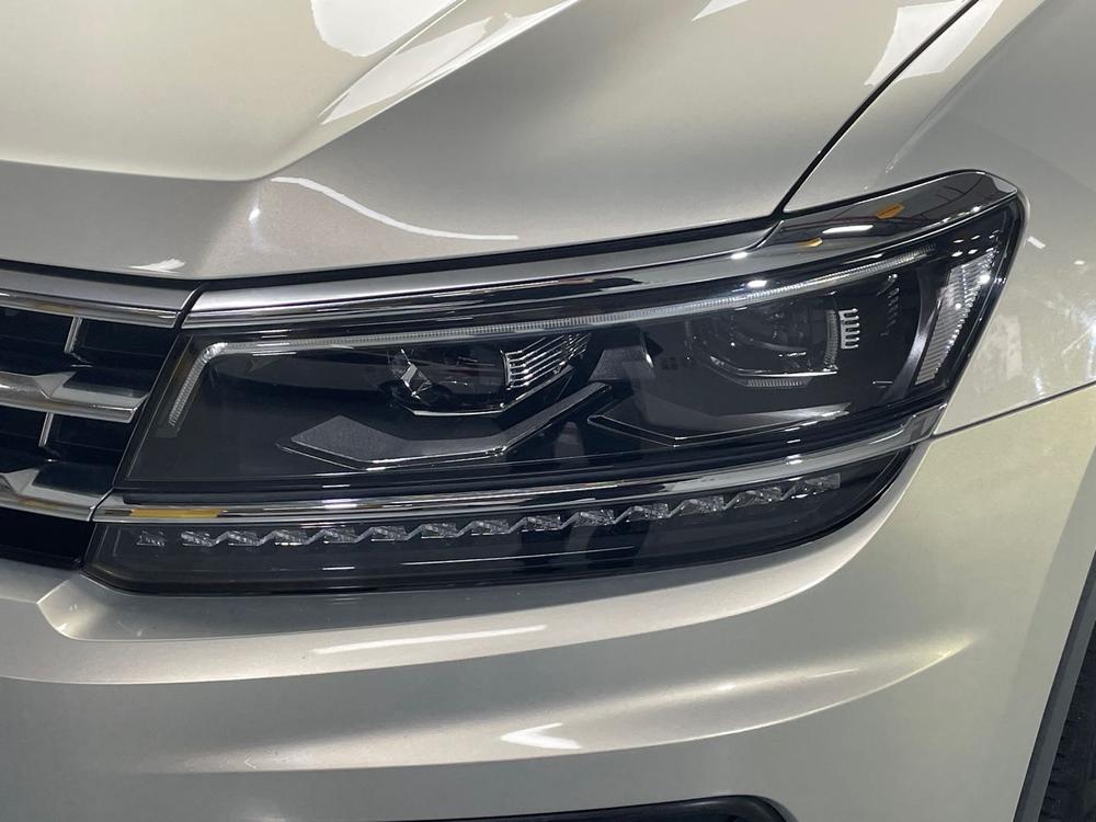 Volkswagen Tiguan L 2017 380TSI Automatic 4WD Luxury – фото 12
