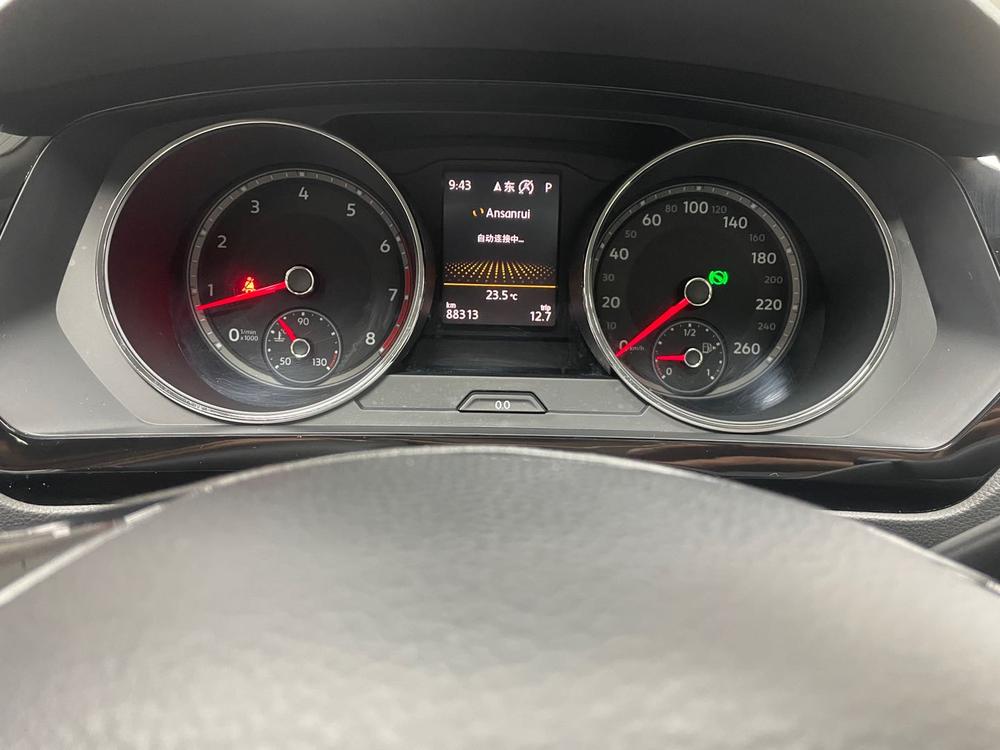 Volkswagen Tiguan L 2017 380TSI Automatic 4WD Luxury – фото 15