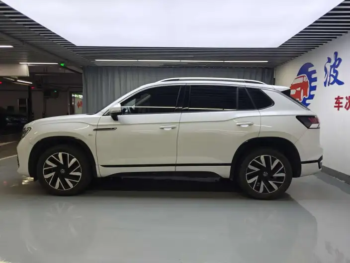 Volkswagen Tayron 2023 Model Facelift 380TSI 4WD R-Line High Power Edition – фото 4