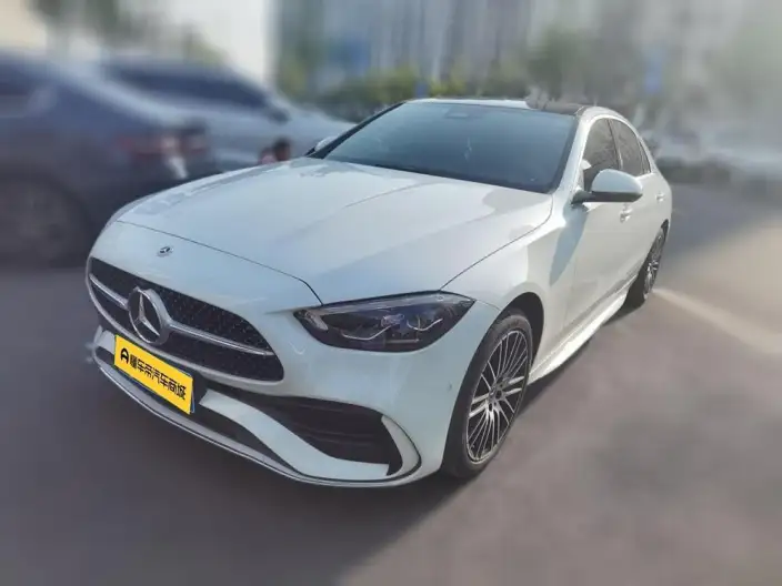 Mercedes-Benz C-Class 2023 Model C 260 L Sports Edition – фото 1
