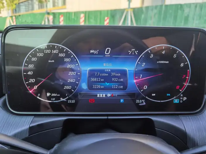 Mercedes-Benz C-Class 2023 Model C 260 L Sports Edition – фото 6