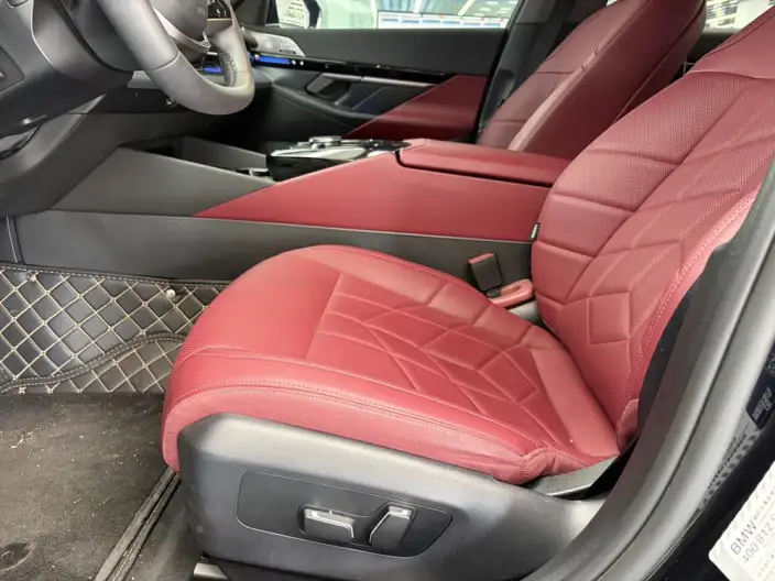 BMW 5 Series 2024 Model 525Li M Sports Set – фото 8