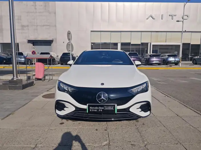 Mercedes-Benz EQE 2022 Model EQE 350 Pioneer Edition – фото 2