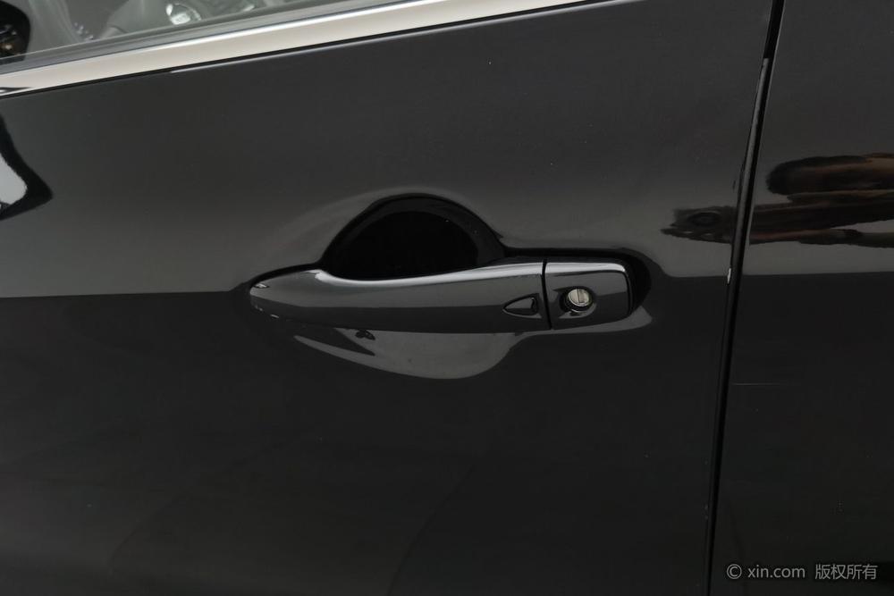 Nissan Qashqai 2022 2.0L XV Prem. Luxury – фото 8
