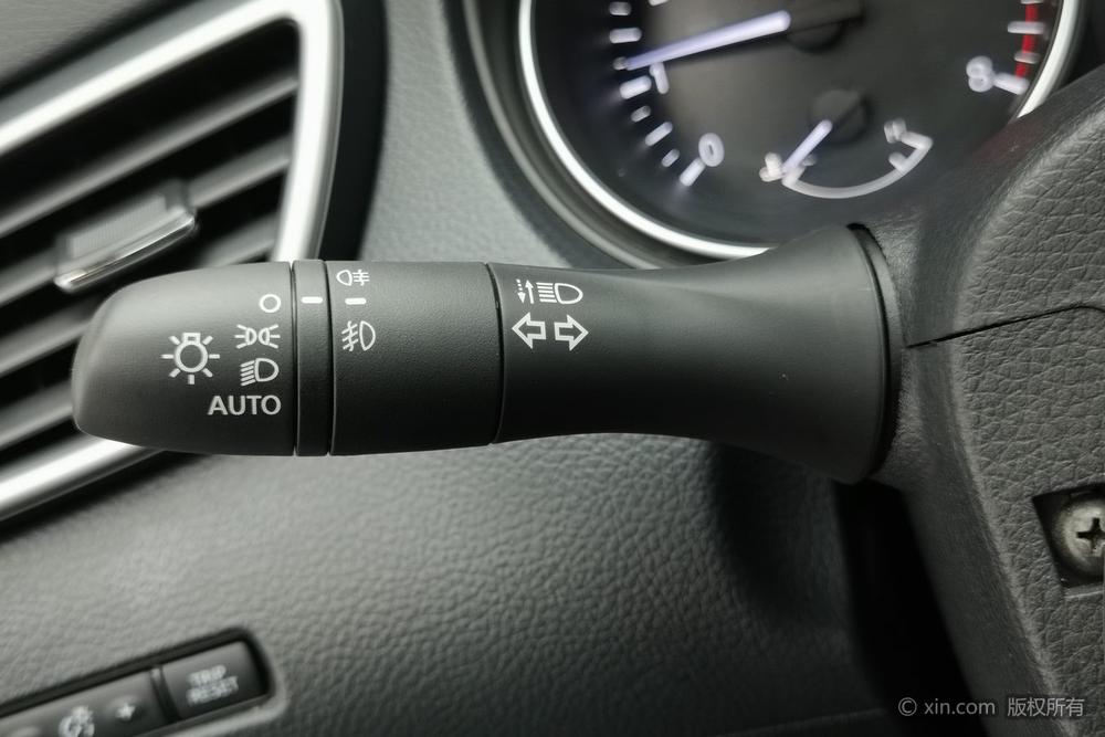 Nissan Qashqai 2022 2.0L XV Prem. Luxury – фото 16