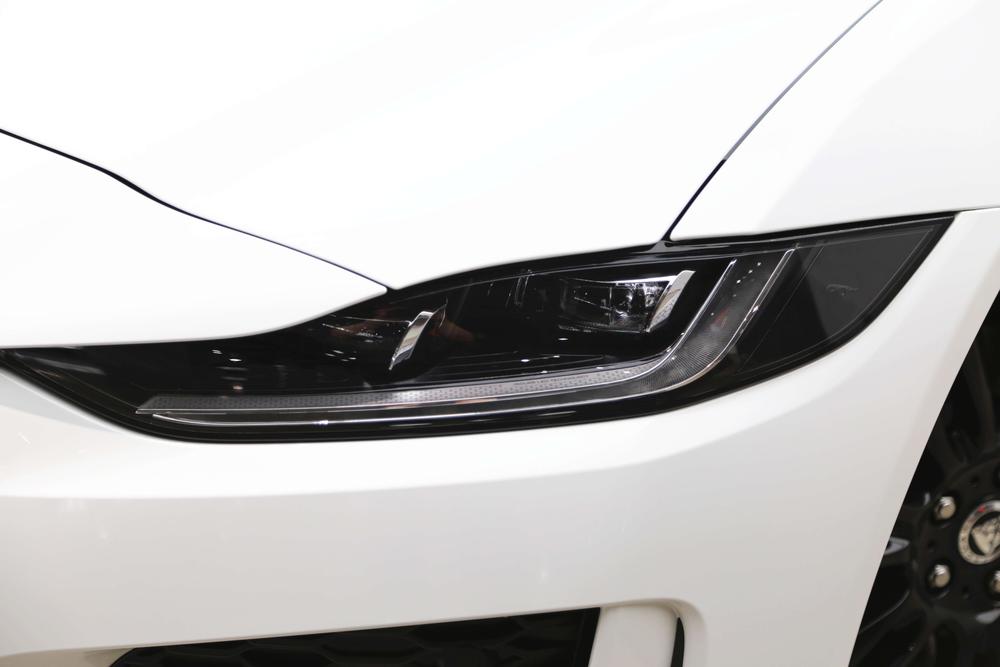 Jaguar XEL 2025 2.0T 250PS R-DYNAMIC 90th Anniversary Collector – фото 8