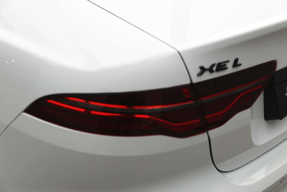 Jaguar XEL 2025 2.0T 250PS R-DYNAMIC 90th Anniversary Collector – фото 9