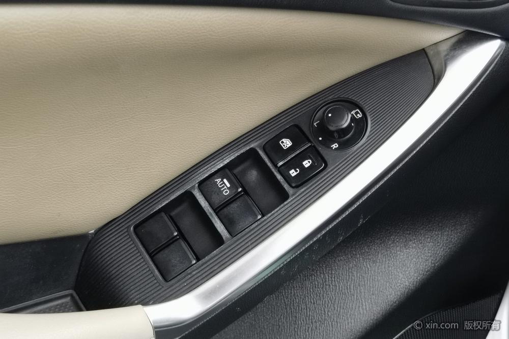 Mazda CX-5 2013 2.0L Automatic 2WD Comfort – фото 23