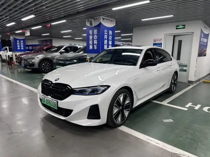 BMW i3 2023 Model Facelift eDrive40L Night Set – фото 1