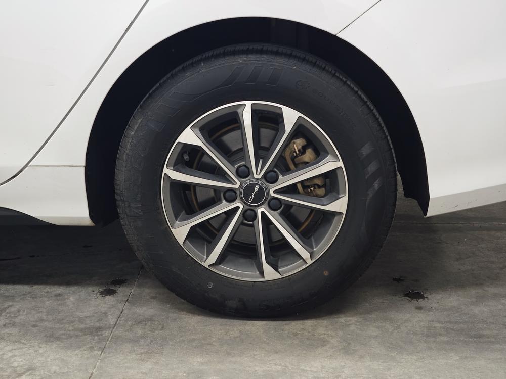 BYD Song PLUS DM 2025 Smart Drive DM-i 160KM Flagship – фото 9