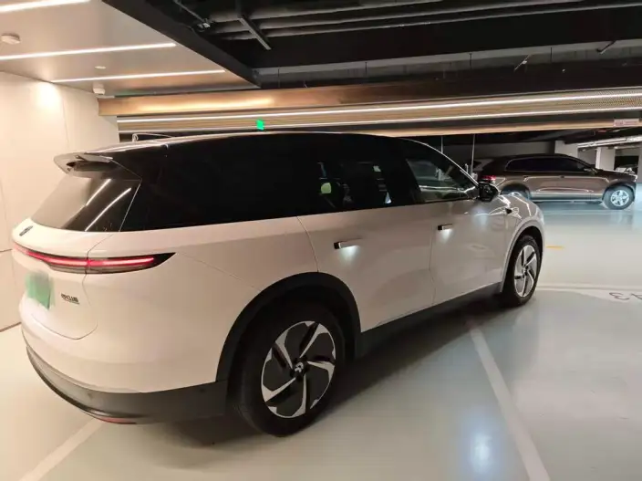 NIO ES8 2023 Model 75kWh – фото 5