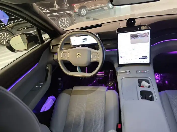 NIO ES8 2023 Model 75kWh – фото 9
