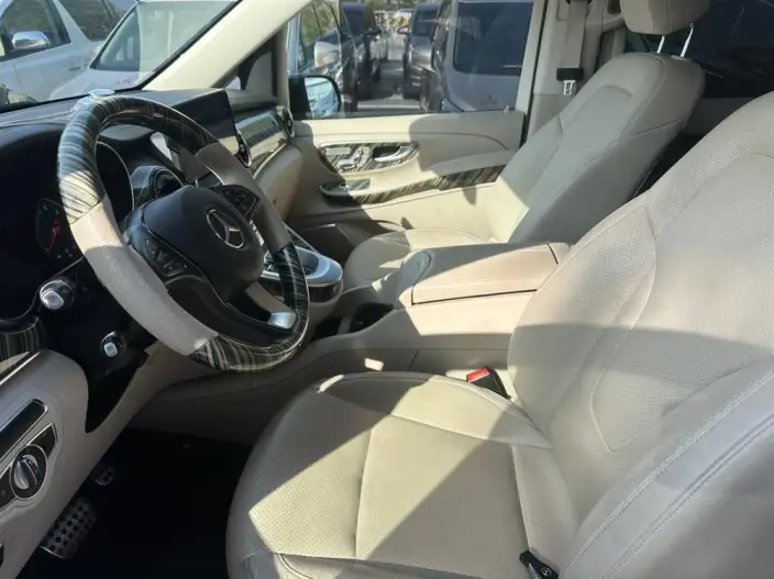 Mercedes-Benz V-Class 2021 Model V 260 L Long wheelbase Deluxe Edition – фото 9