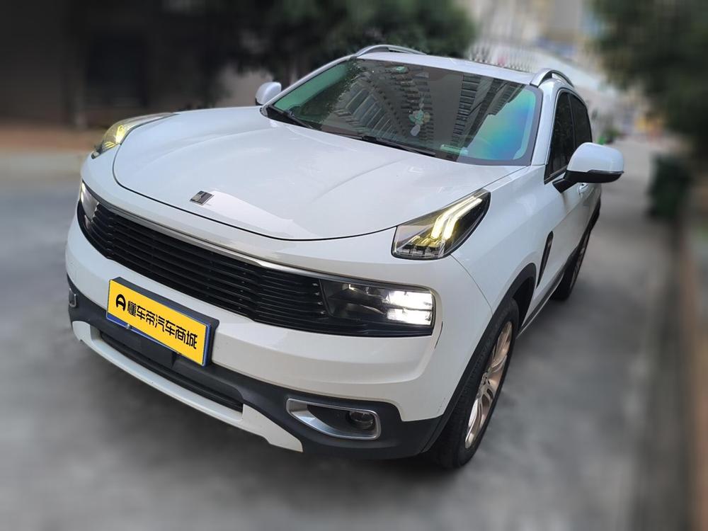 Lynk & Co 01 2017 2.0T 2WD Type Pro