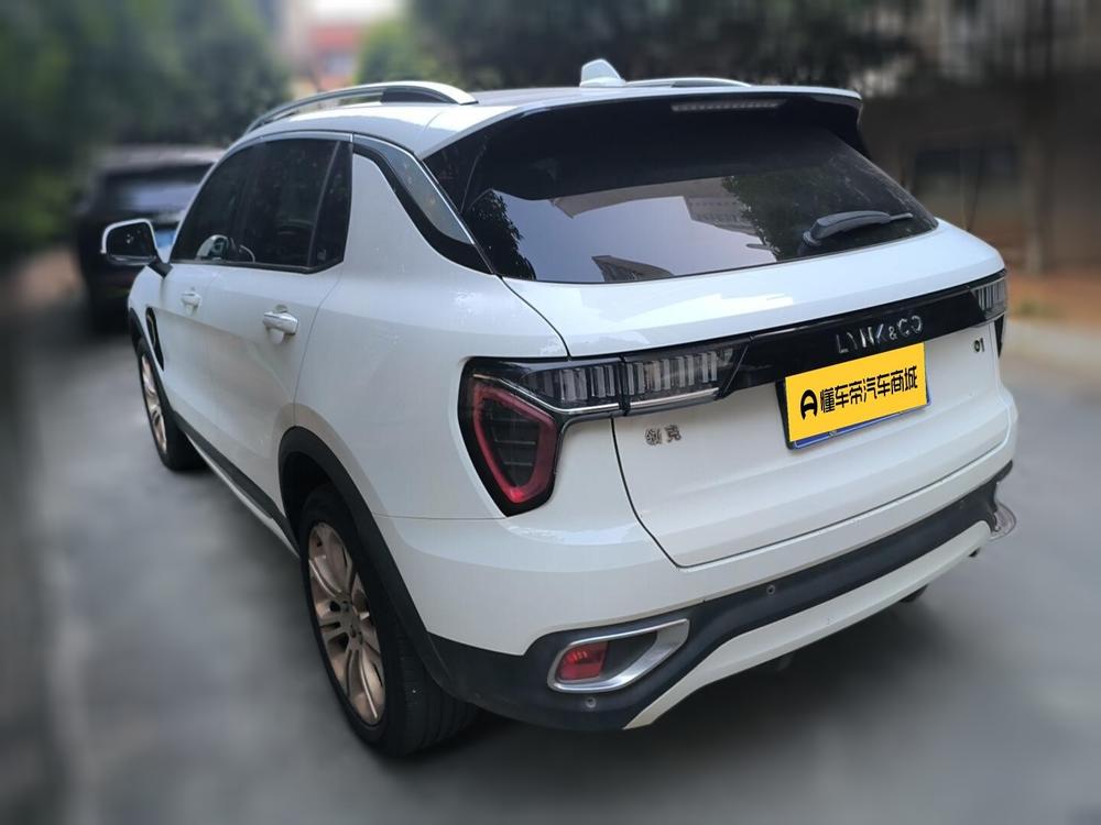 Lynk & Co 01 2017 2.0T 2WD Type Pro