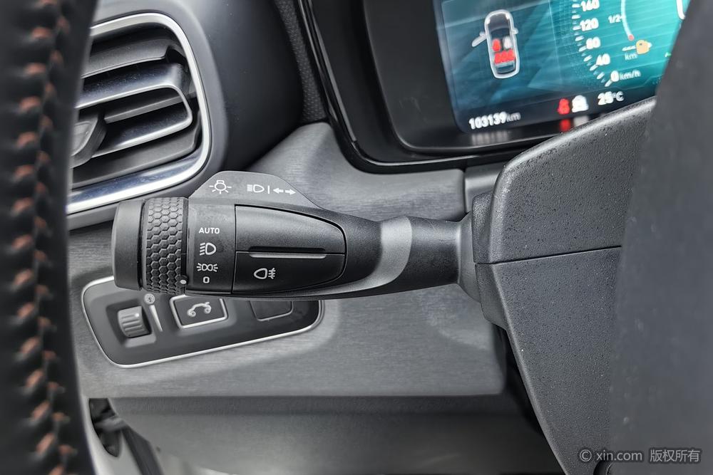 Lynk & Co 03 2019 1.5TD DCT Jin Edition – фото 15