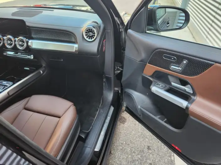 Mercedes-Benz GLB 2025 Model GLB 220 Fashion Model – фото 7