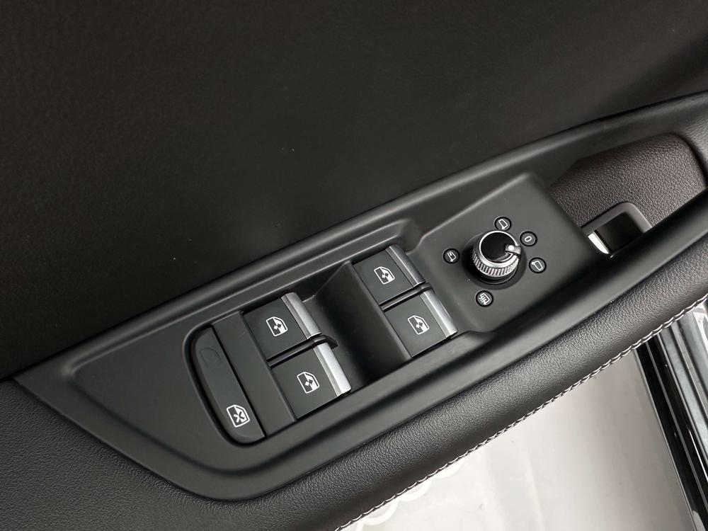 Audi A4L 2022 40 TFSI Luxury Dynamic – фото 31