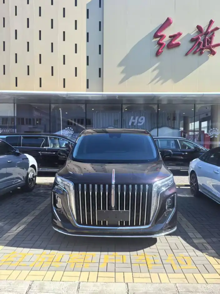 HONGQI HQ9 2024 Model Deluxe Edition