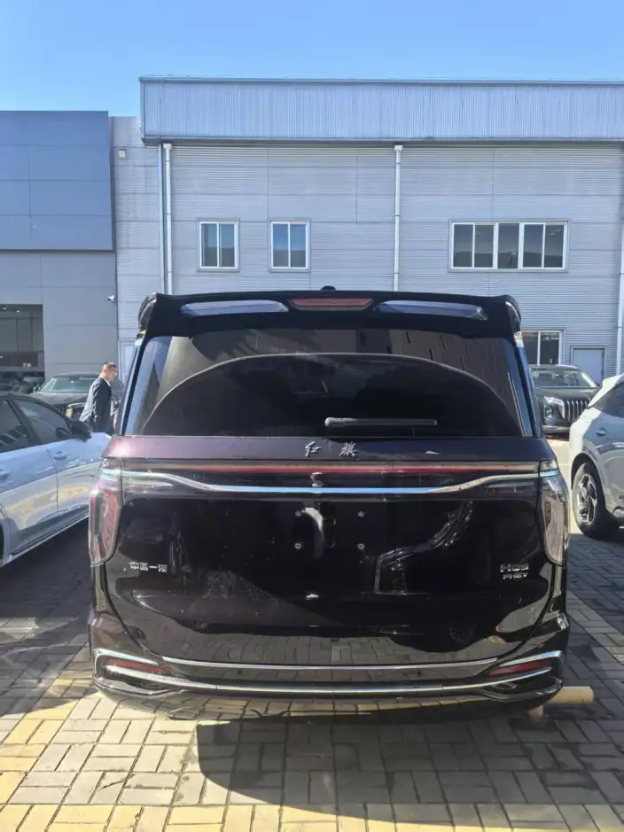 HONGQI HQ9 2024 Model Deluxe Edition – фото 5