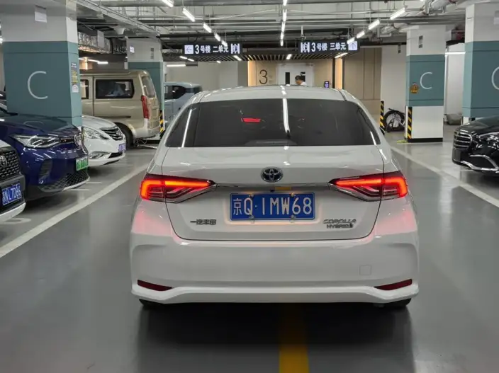 Toyota Corolla 2023 Model Intelligent Hybrid 1.8L E-CVT Elite Edition – фото 5