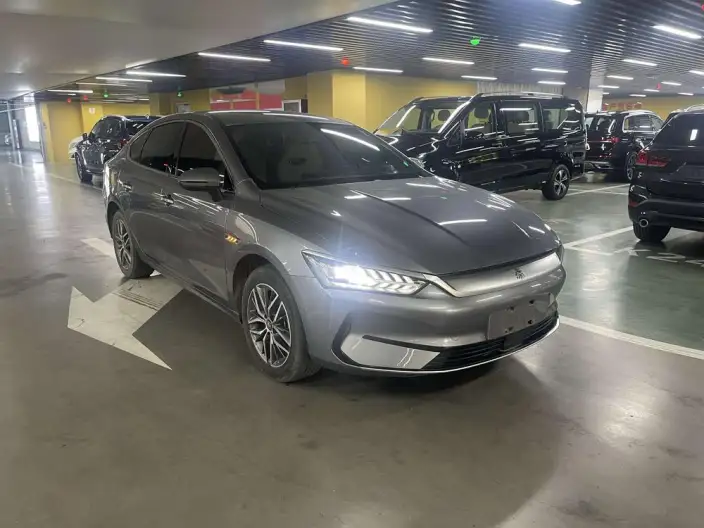 Qin Plus EV 2024 Model Honor Edition 510KM Leading Model – фото 3