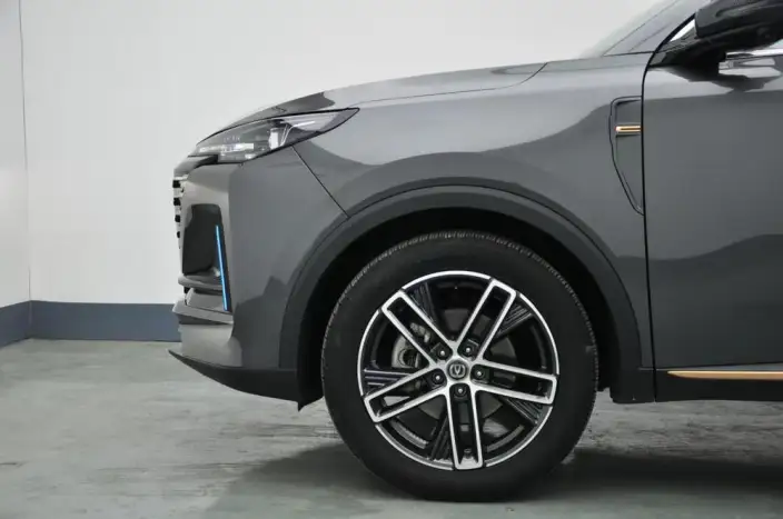 Changan CS55 PLUS 2022 Model Second generation 1.5T DCT Storm Gray Limited Edition – фото 7