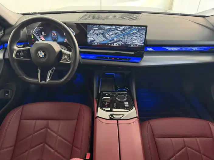 BMW 5 Series 2024 Model 530Li Leading Model M Sports Set – фото 7